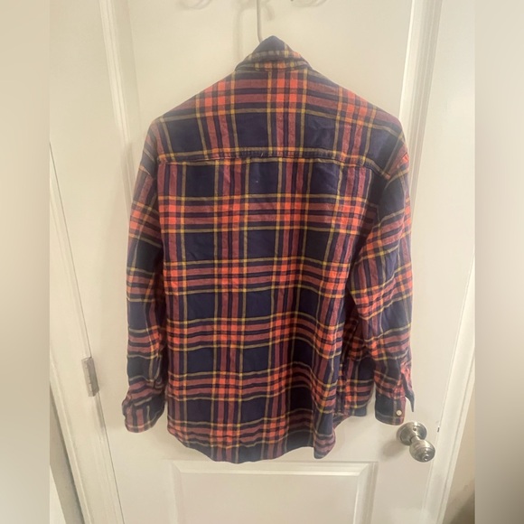 Old Navy size  large women’s Flannel the Boyfriend Shirt measurements in pics - Picture 2 of 8